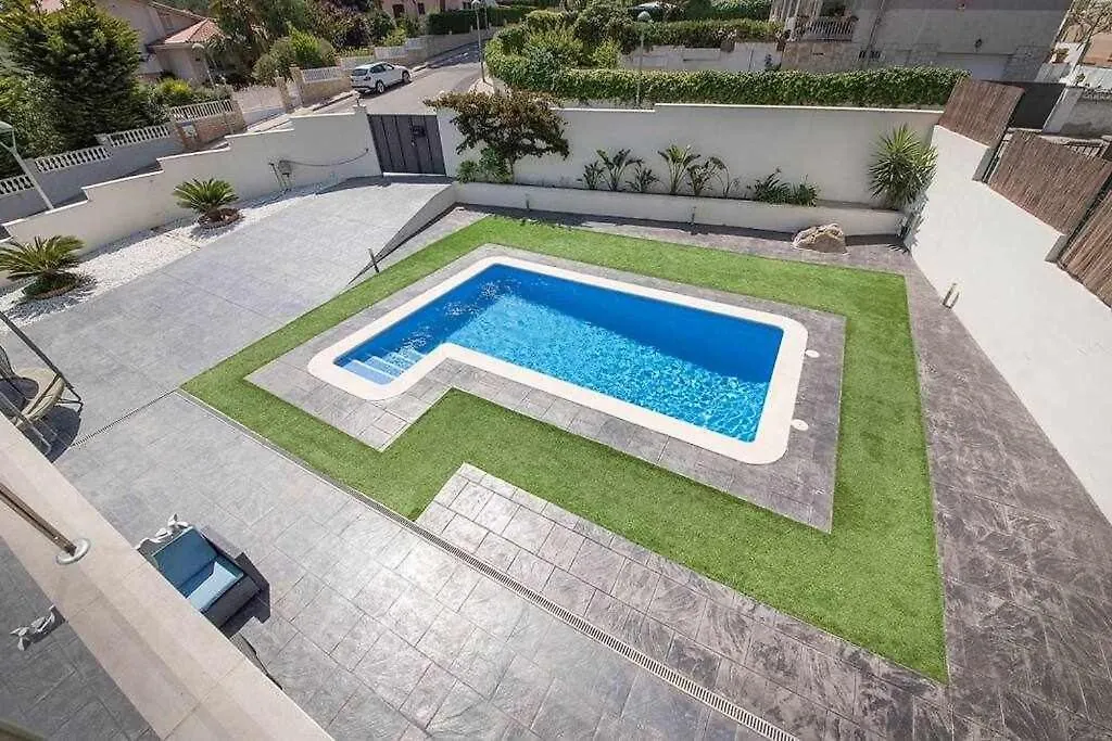 Aimar Casa Beauty La Mora Villa Tarragona 0*,  Spain